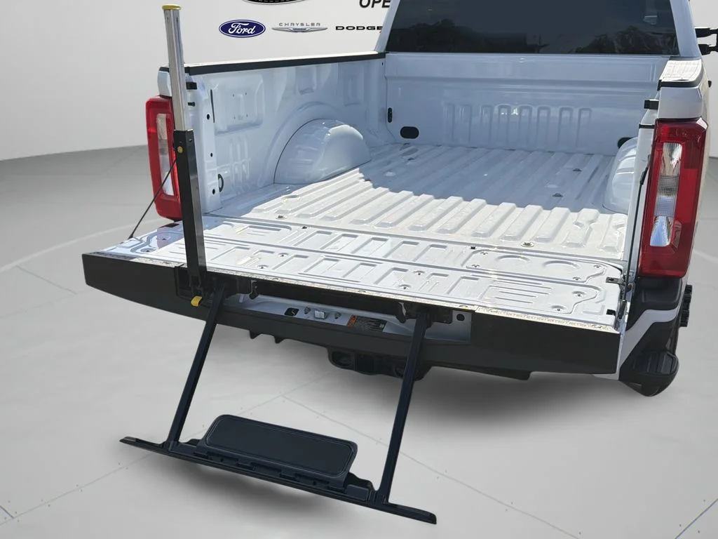 New 2026 Oxford White Ford F-250® XL image 45