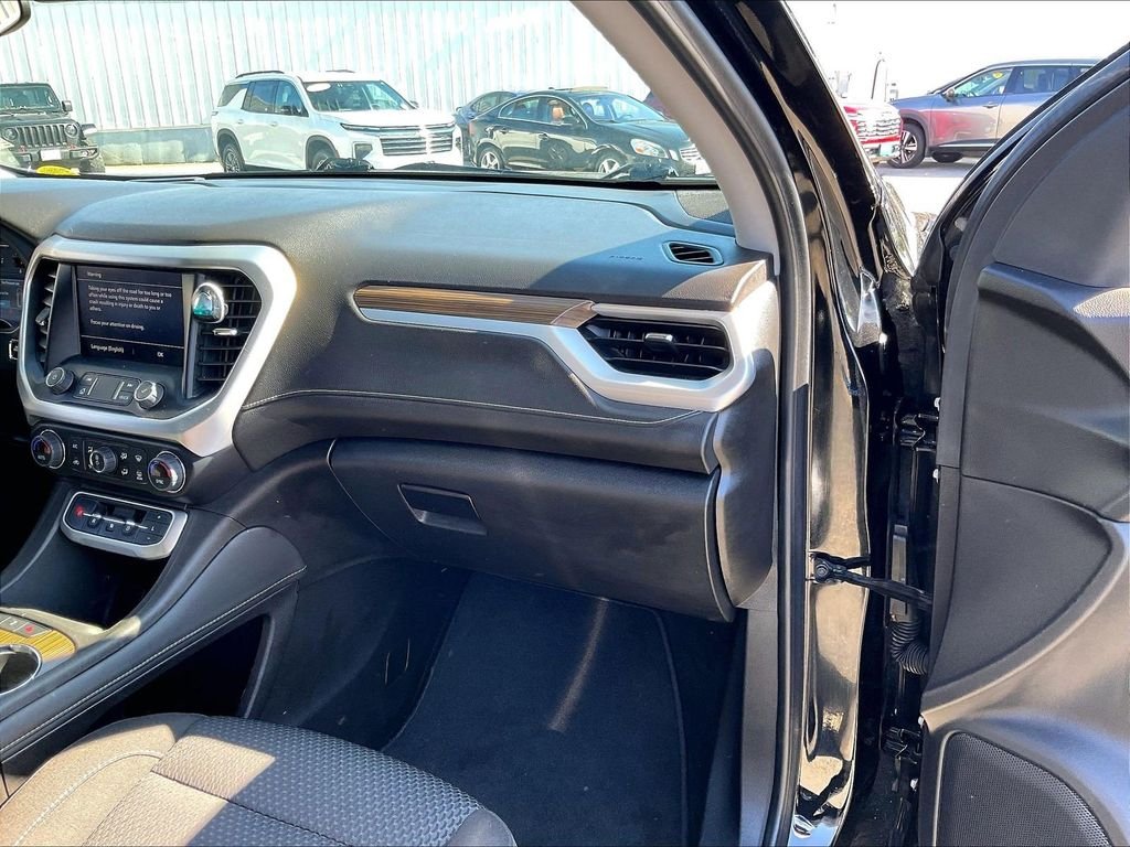 Used 2023 Black GMC SLE image 13