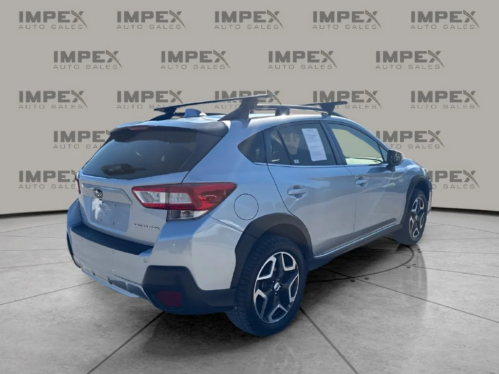 Used 2018 Silver Subaru 2.0i Limited image 5