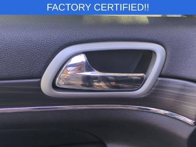 Used 2019 Gray Jeep Limited image 13
