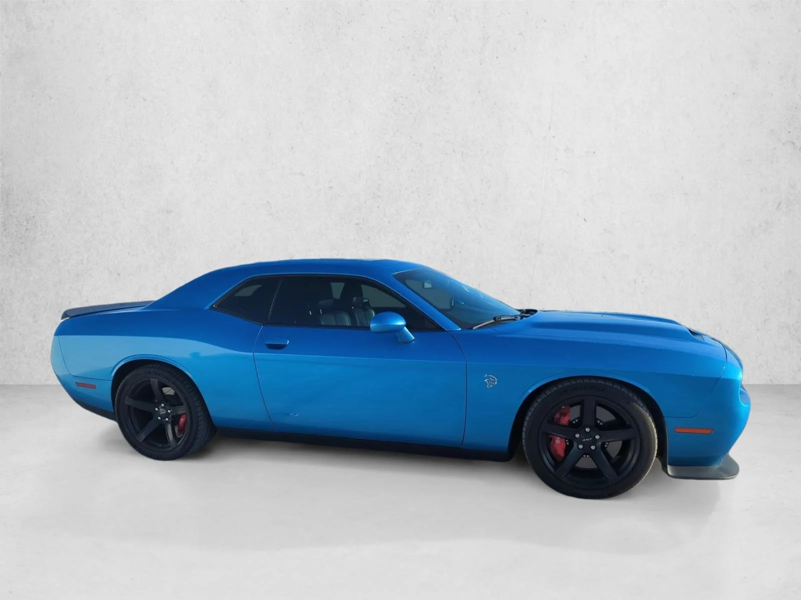 Used 2019 B5 Blue Pearlcoat Dodge SRT Hellcat image 4
