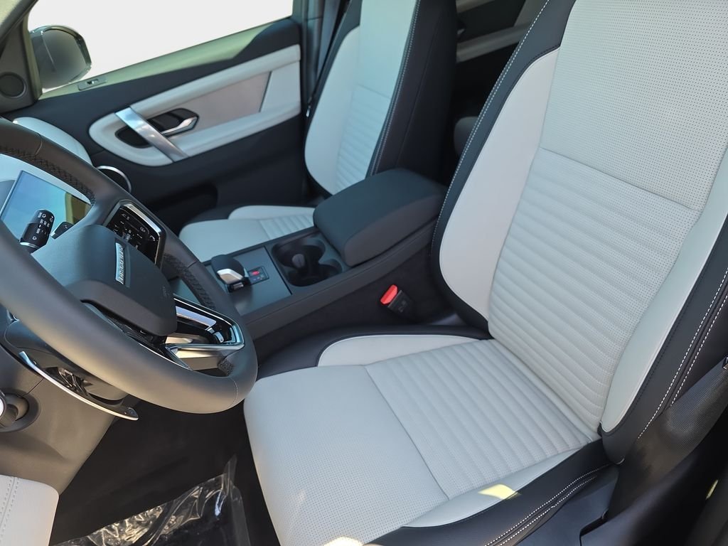 New 2026 Varesine Blue LAND ROVER  image 12
