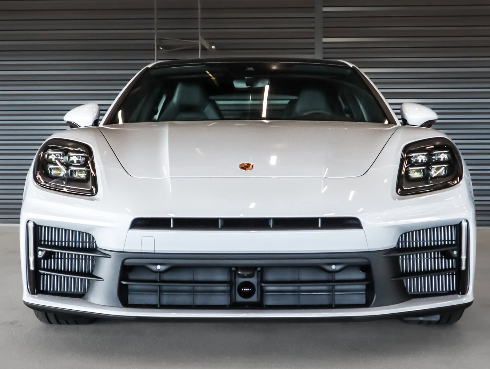 2025 Porsche Panamera Base - Photo 8