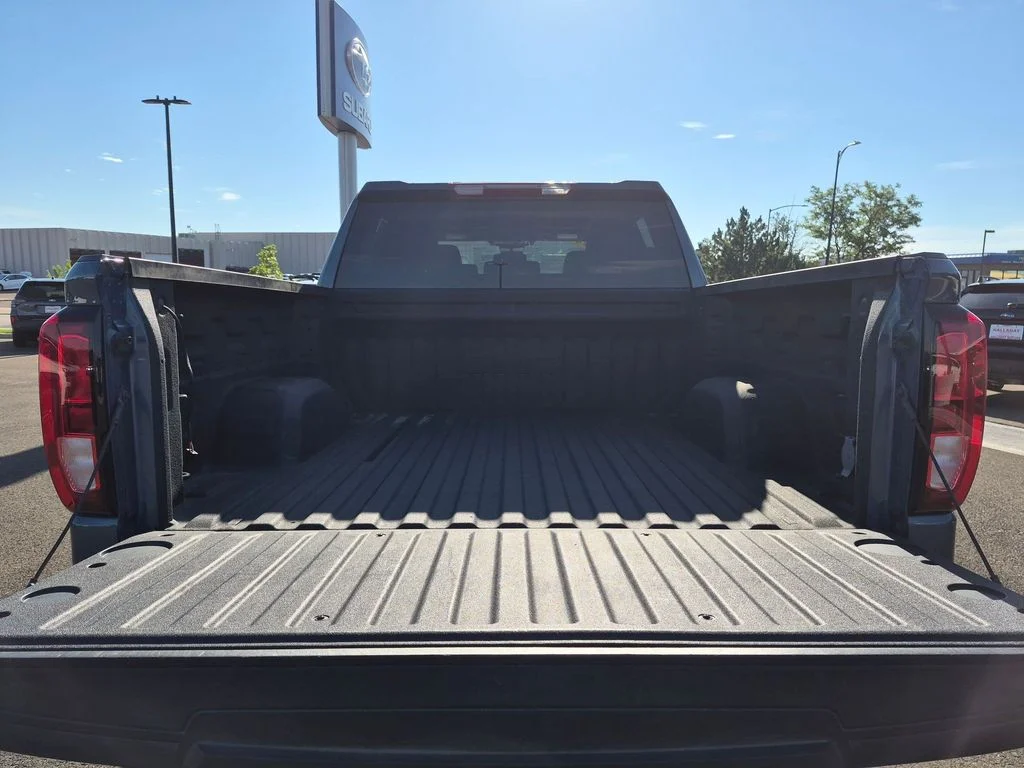 Used 2024 Downpour Metallic GMC Elevation image 6