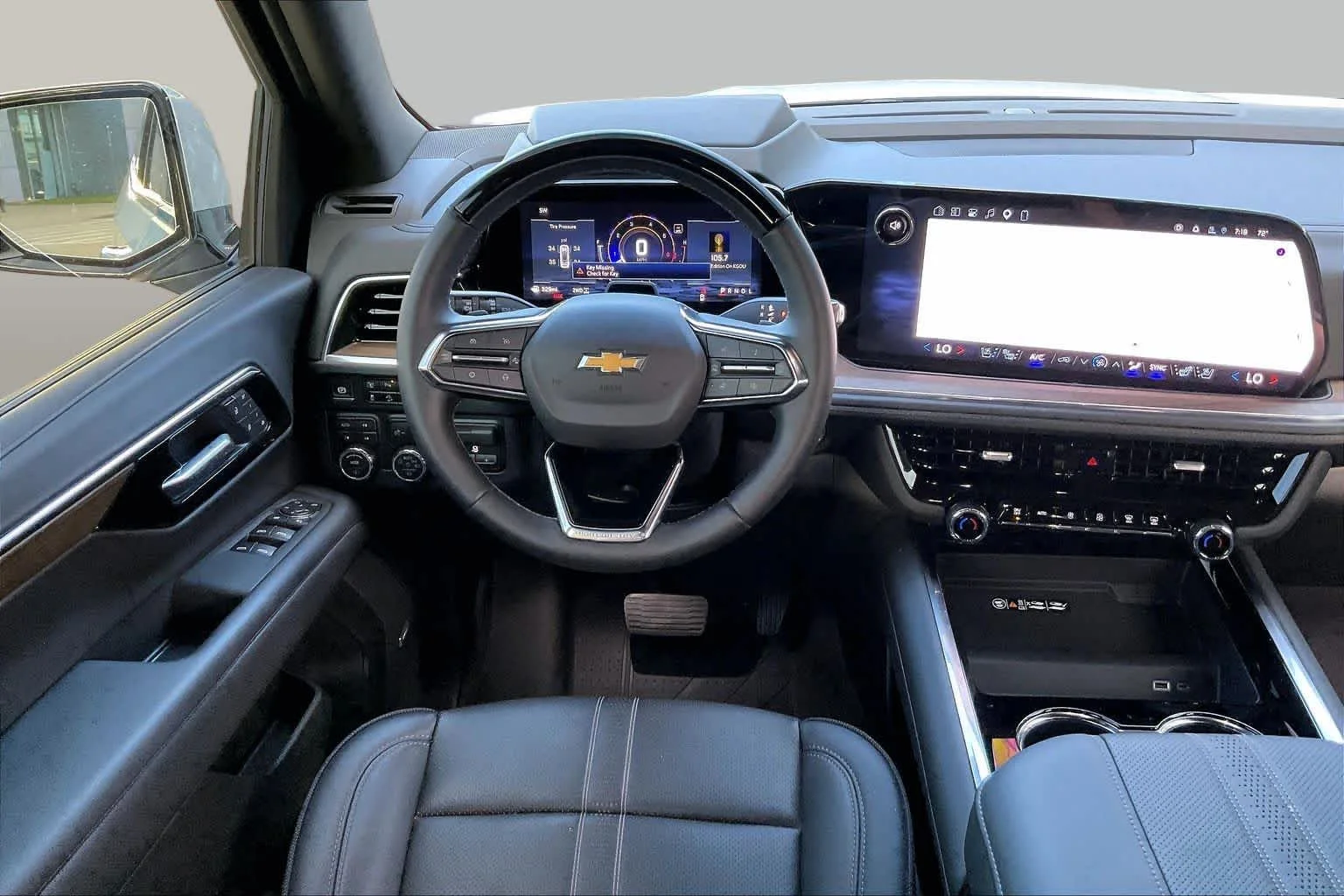 Used 2026 Polar White Tricoat Chevrolet High Country image 6