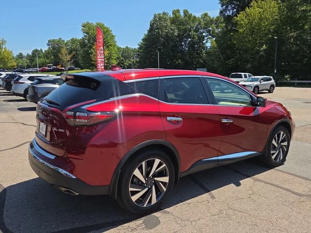 Used 2023 Red Nissan SL image 3