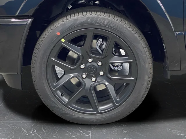 New 2026 Diamond Black Crystal Pearl-Coat Exterior Paint RAM Laramie image 43