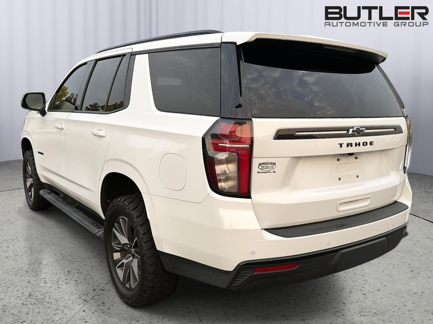 Used 2023 Summit White Chevrolet Z71 image 10
