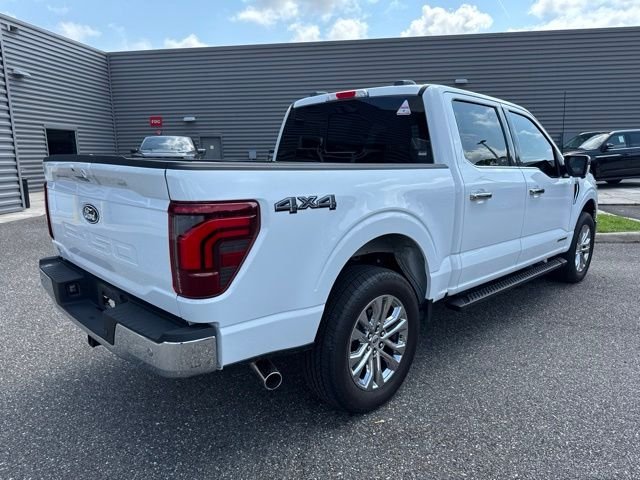Used 2025 Oxford White Ford Lariat image 7