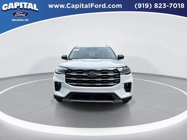 Used 2025 White Ford Active image 3