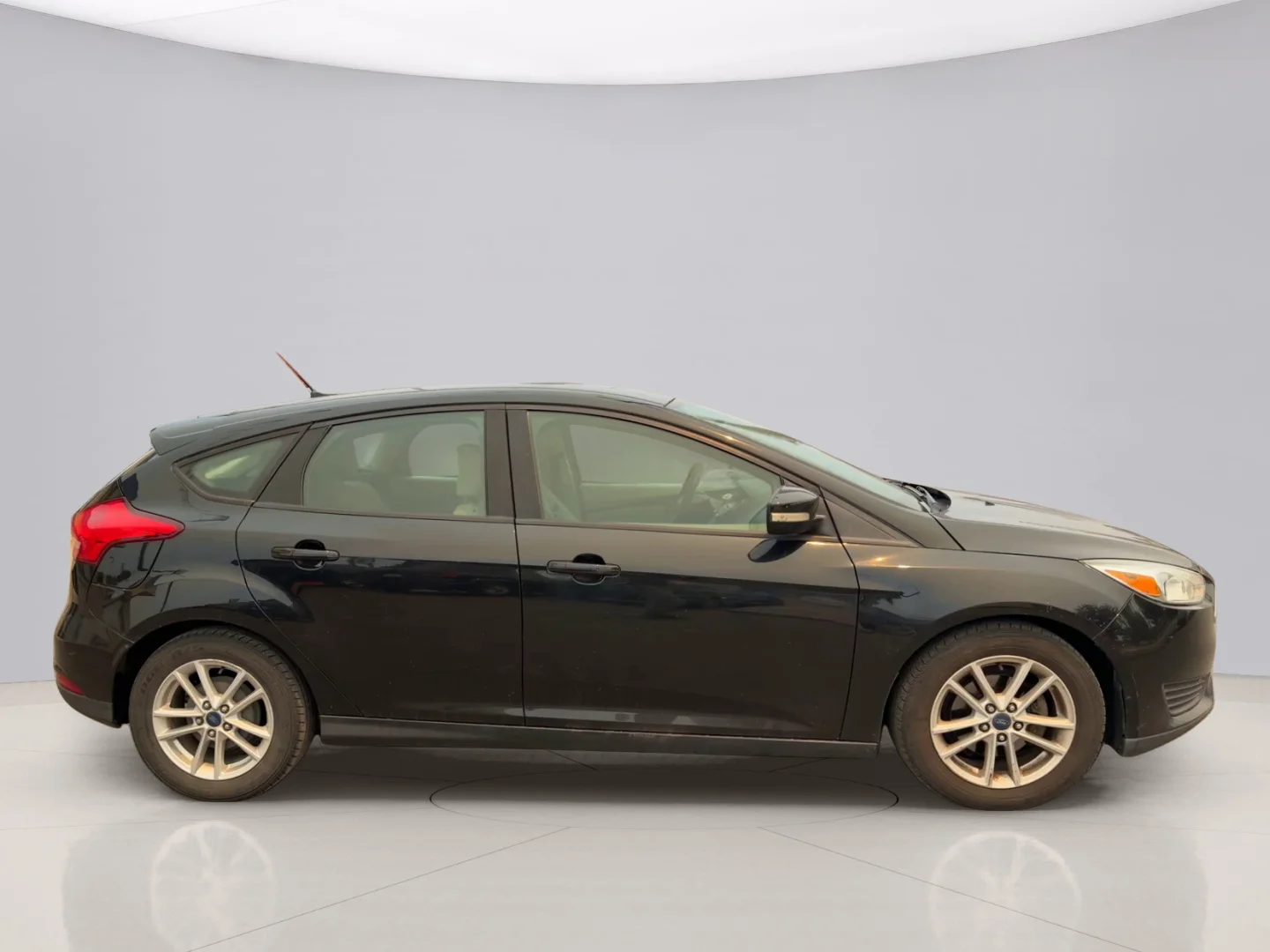 2015 Ford Focus SE - Photo 6