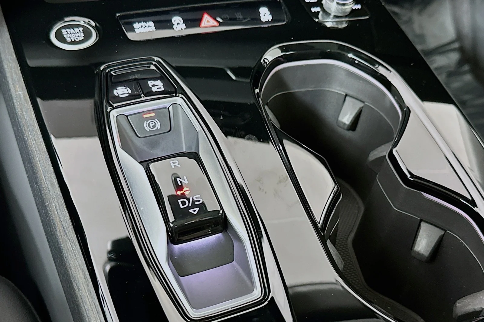 Used 2025 Arkona White Audi Premium Plus image 7