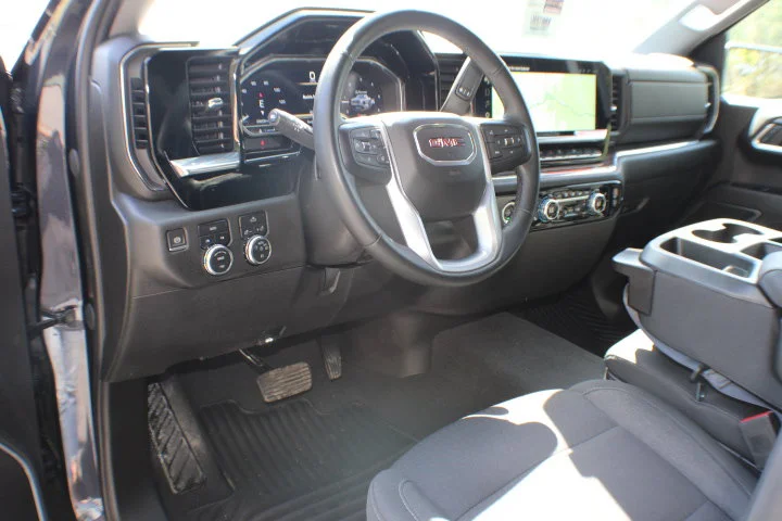 Certified Used 2023 Titanium Rush Metallic GMC Elevation image 8