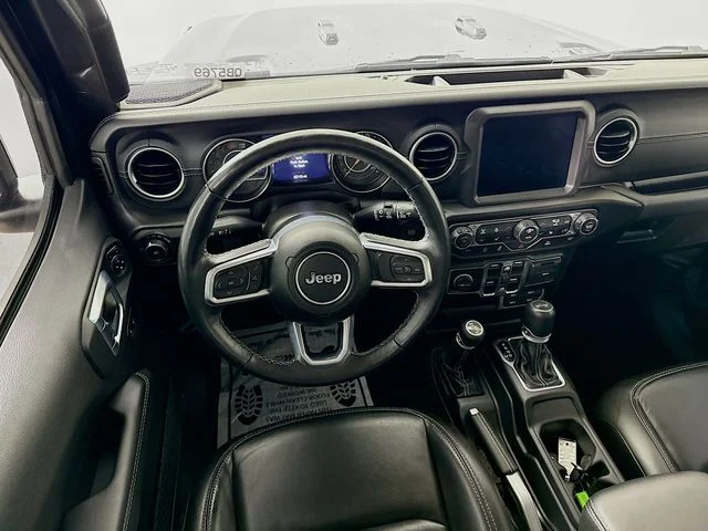 Used 2022 Black Jeep Unlimited Sahara image 22