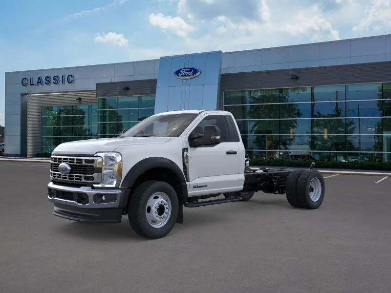 New 2025 Oxford White Ford F-550® XL image 11