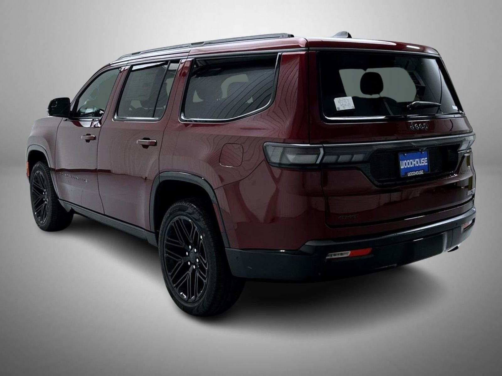New 2026 Velvet Red Pearl-Coat Exterior Paint Jeep Limited Reserve image 7