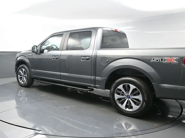 Used 2019 Gray Ford XL image 5