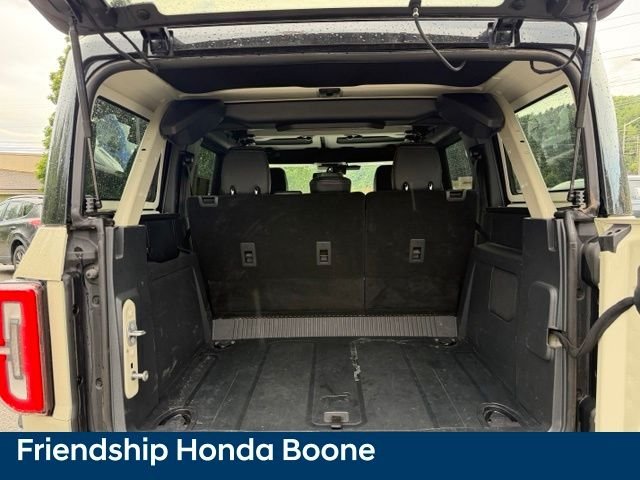 Used 2025 Beige Ford Badlands image 38