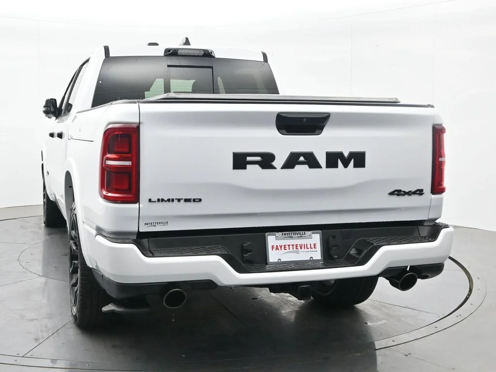 2026 RAM 1500 Limited - Photo 9
