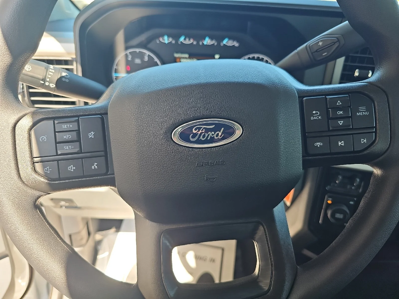 New 2026 Oxford White Ford F-250® XLT image 24