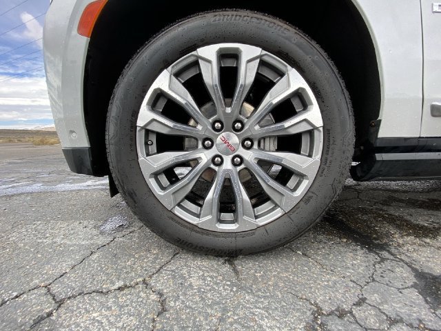 Certified Used 2023 WHITE FROST TRICOAT GMC Denali image 10