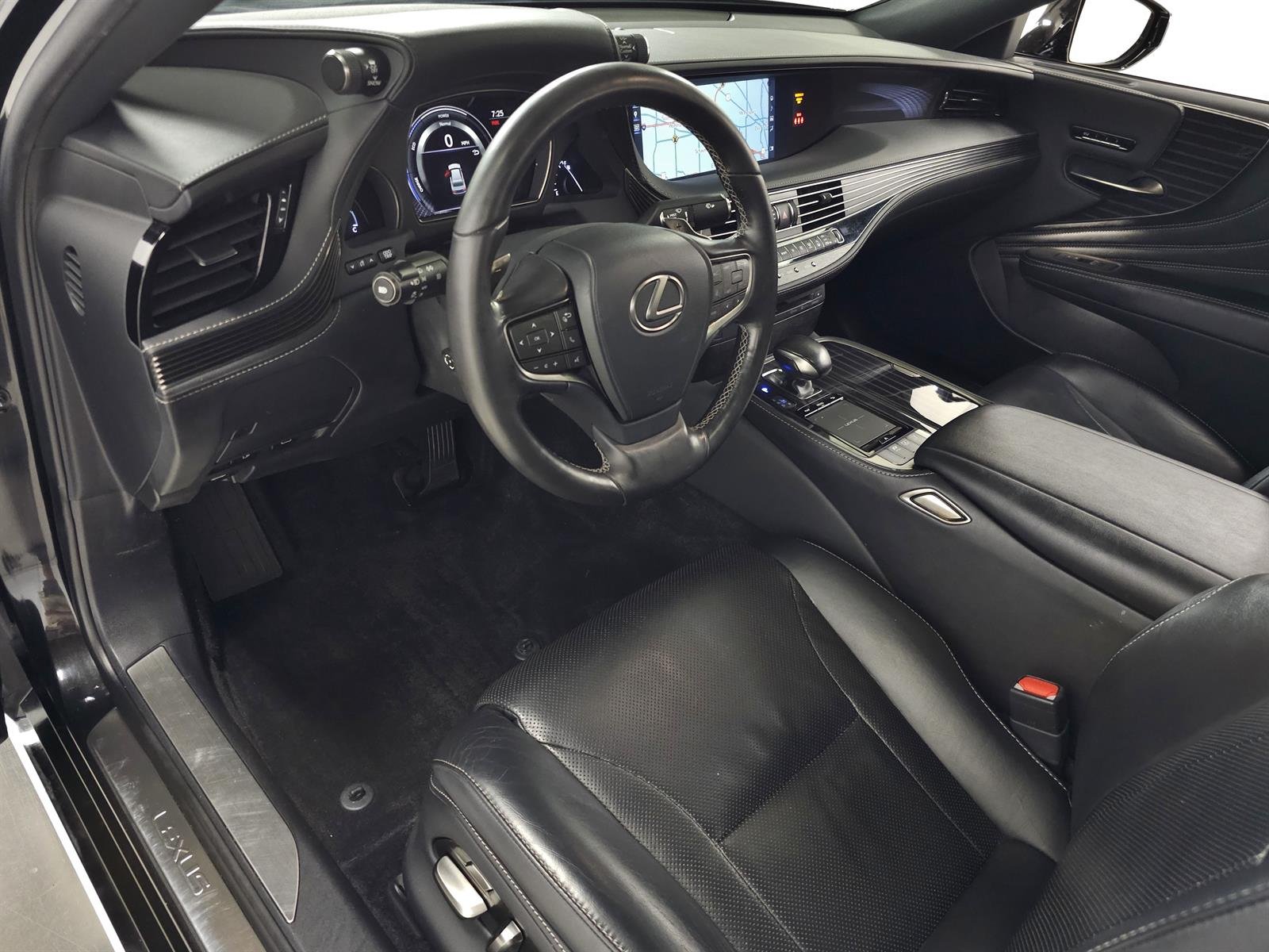 Used 2019 Caviar 223 Lexus  image 16