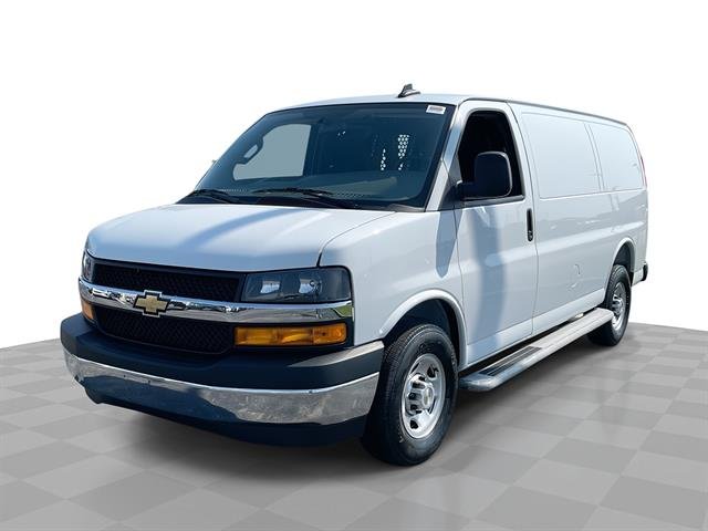 2025 Chevrolet Express Cargo WT, photo 4 of 12