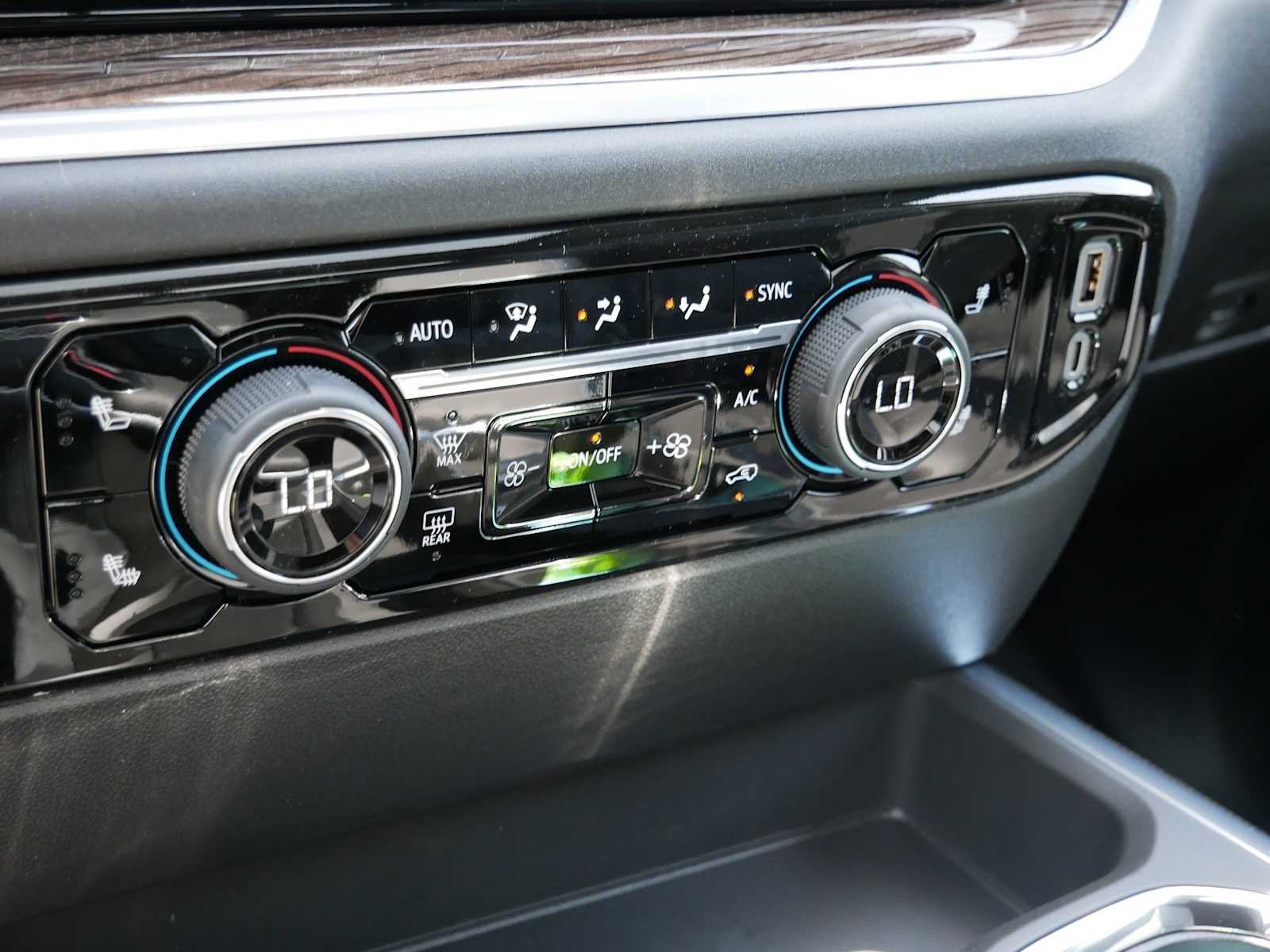 2026 Chevrolet Silverado 1500 RST - Photo 19