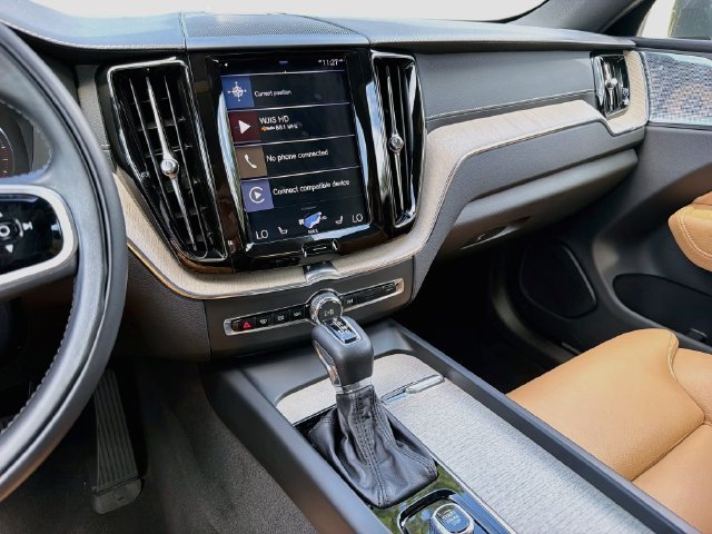 Used 2019 Gray Metallic Volvo Inscription image 29