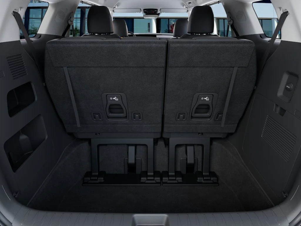 New 2027 Ivory Silver Kia EX image 19