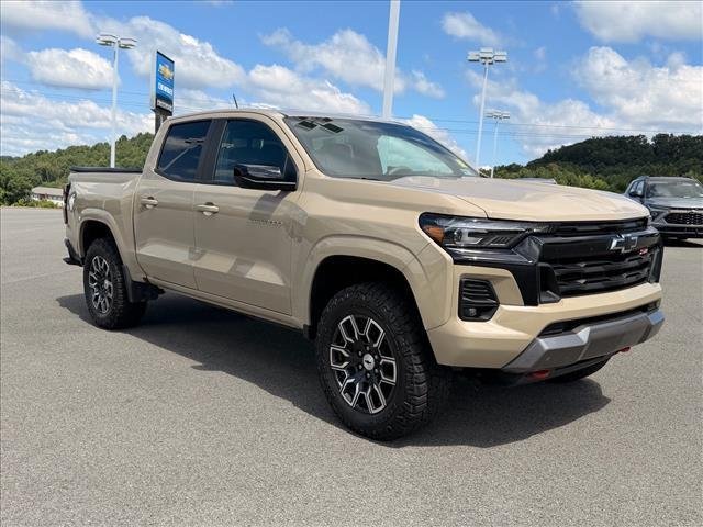 Used 2024 Sand Dune Metallic Chevrolet 4WD Z71 image 7