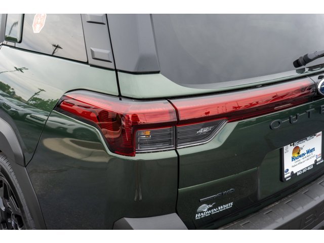 New 2026 DEEP EMERALD GREEN PEARL Subaru Limited image 10