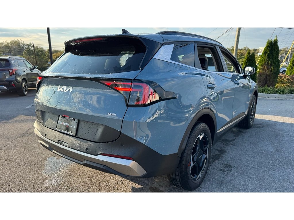2026 Kia Sportage Hybrid EX photo 2