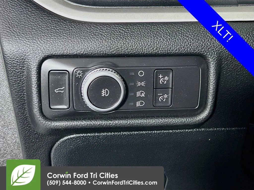 Used 2020 Silver Ford XLT image 20