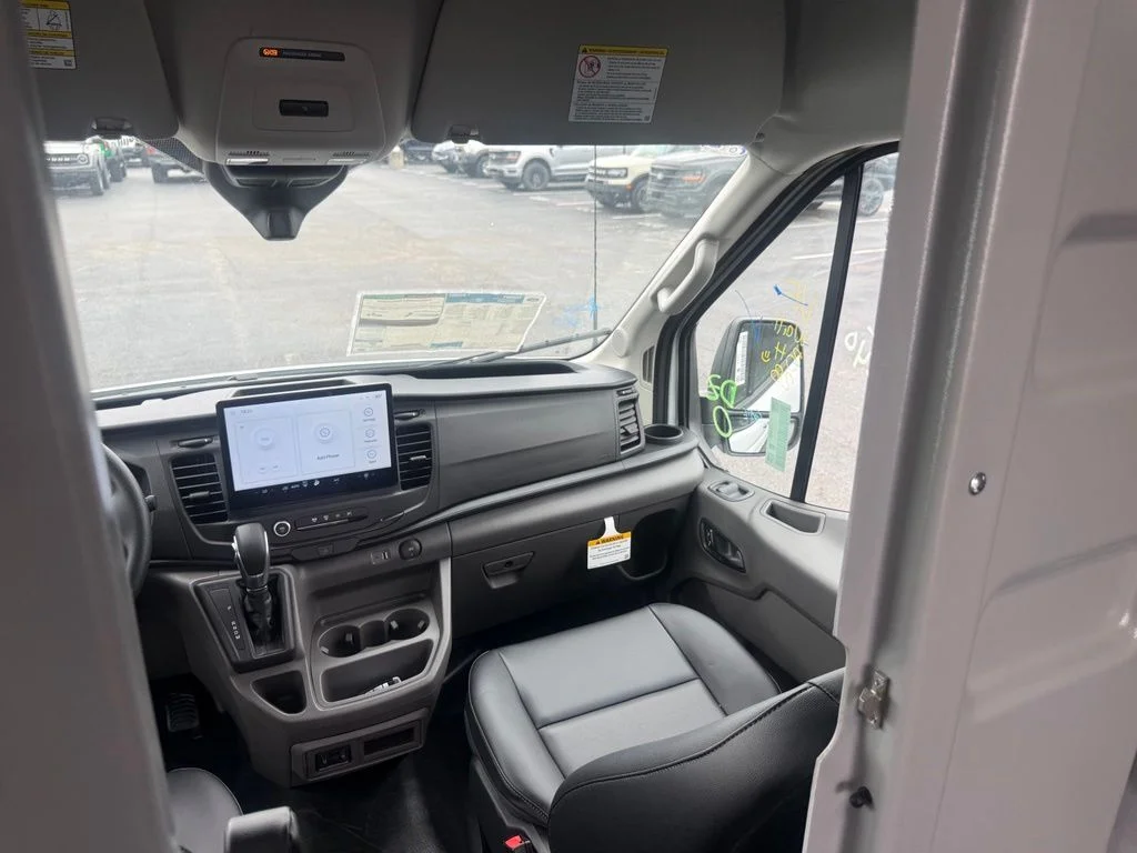 New 2026 Oxford White Ford Cargo Van image 37