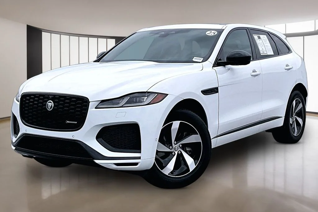 2025 Jaguar F-PACE P250 R-Dynamic S's photo