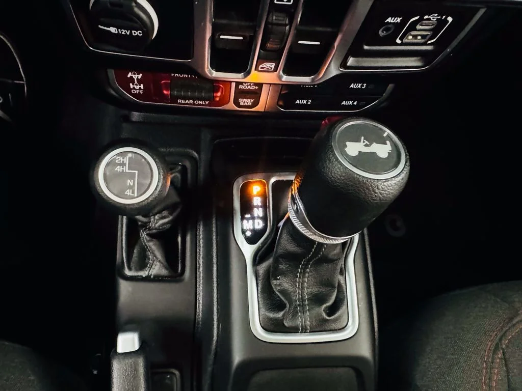 Used 2025 White Jeep Rubicon image 19