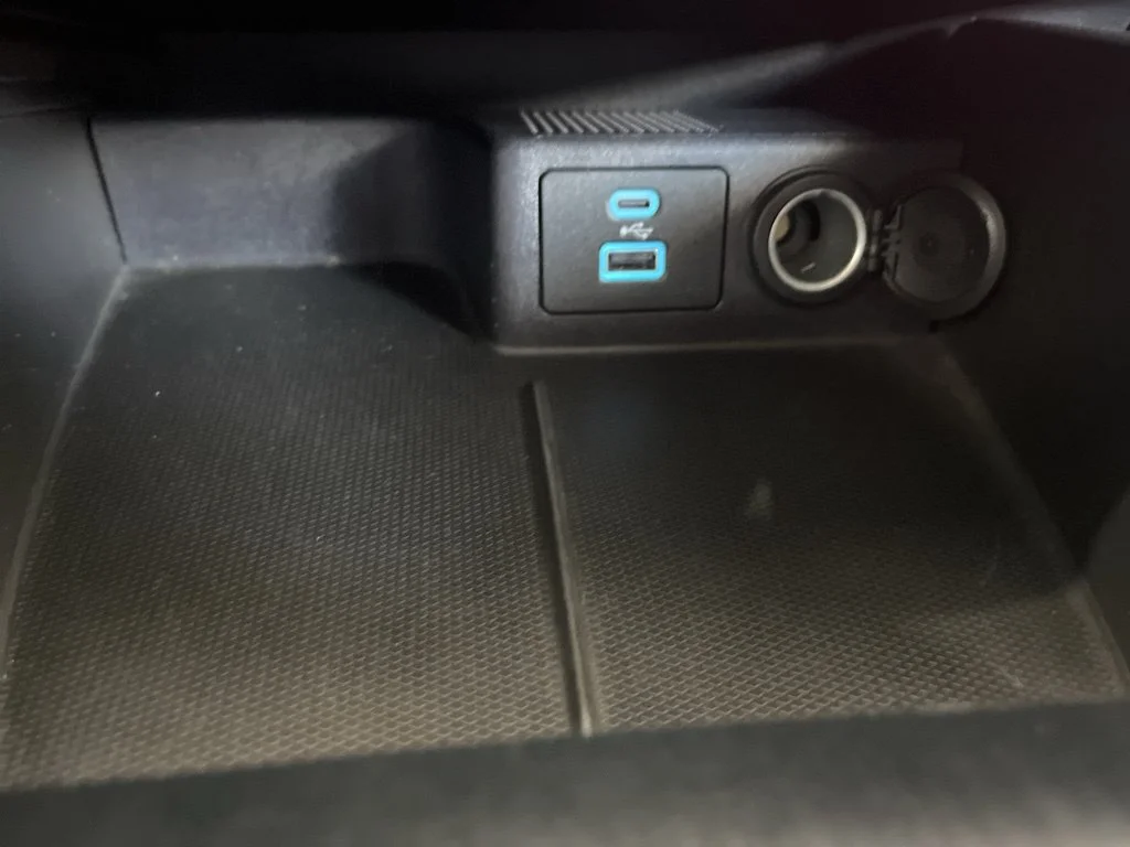 Used 2023 Black Metallic Ford Active image 21