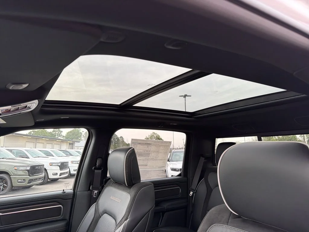 New 2026 Bright White Clear-Coat Exterior Paint RAM Laramie image 31