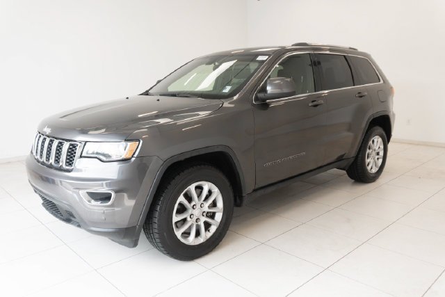 Used 2021 Gray Jeep Laredo E image 20