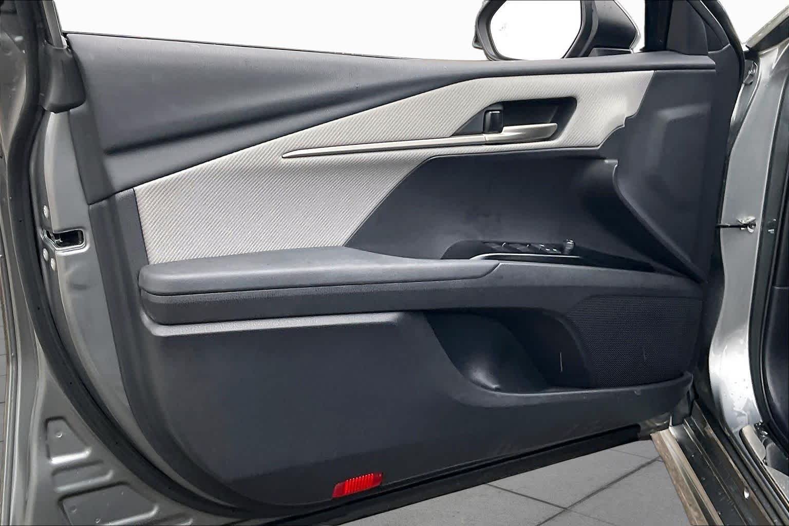 Used 2025 Heavy Metal Toyota SE image 21