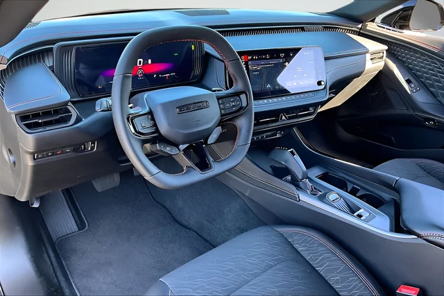 2025 Dodge Charger Daytona R/T - Photo 7