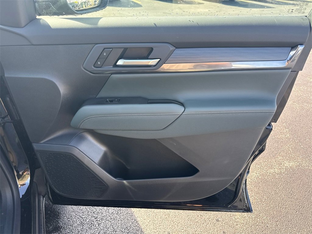 2026 GMC TERRAIN - Image 35