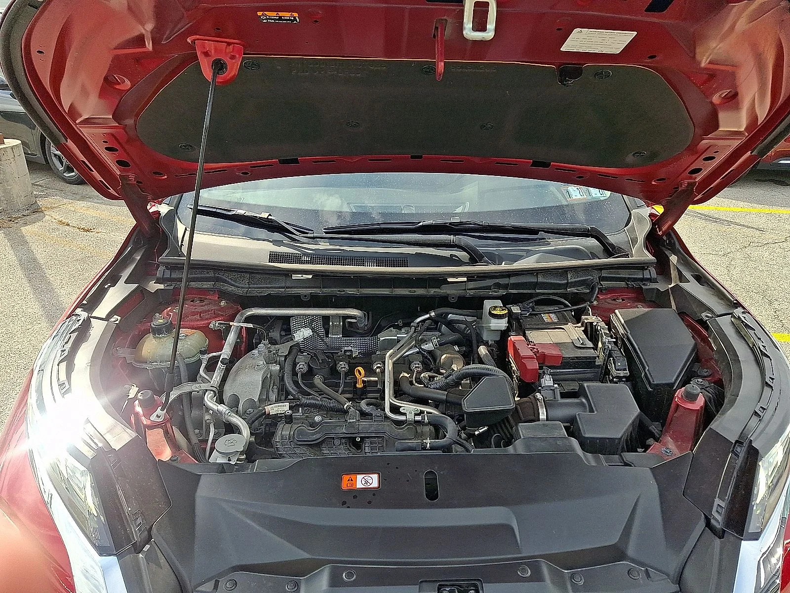 Used 2022  Mitsubishi SE image 25
