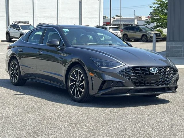 Used 2021 Gray Hyundai Limited image 15