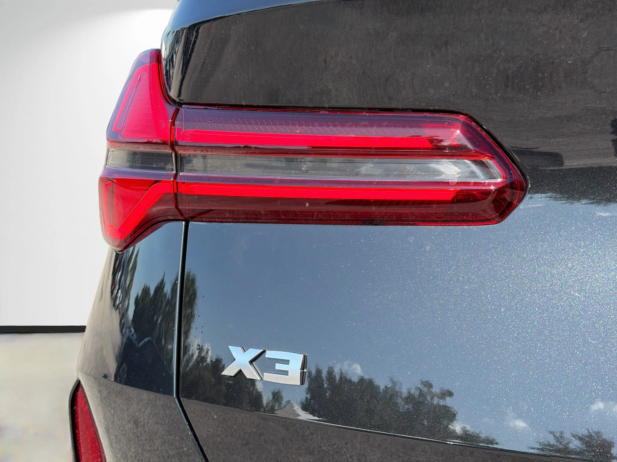 New 2026 Black Sapphire Metallic BMW M50 xDrive image 10