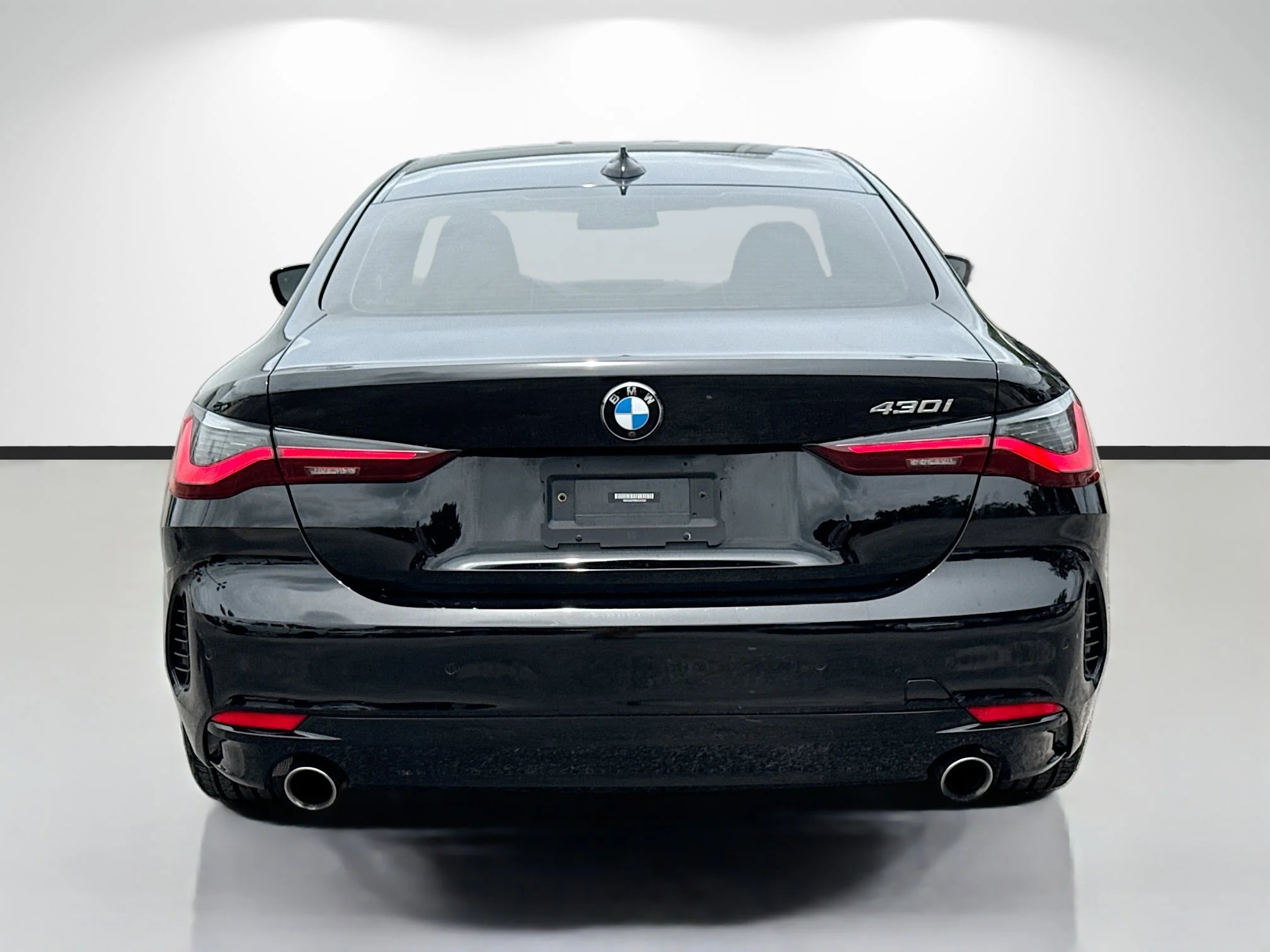 Used 2022 Jet Black BMW 430i image 4