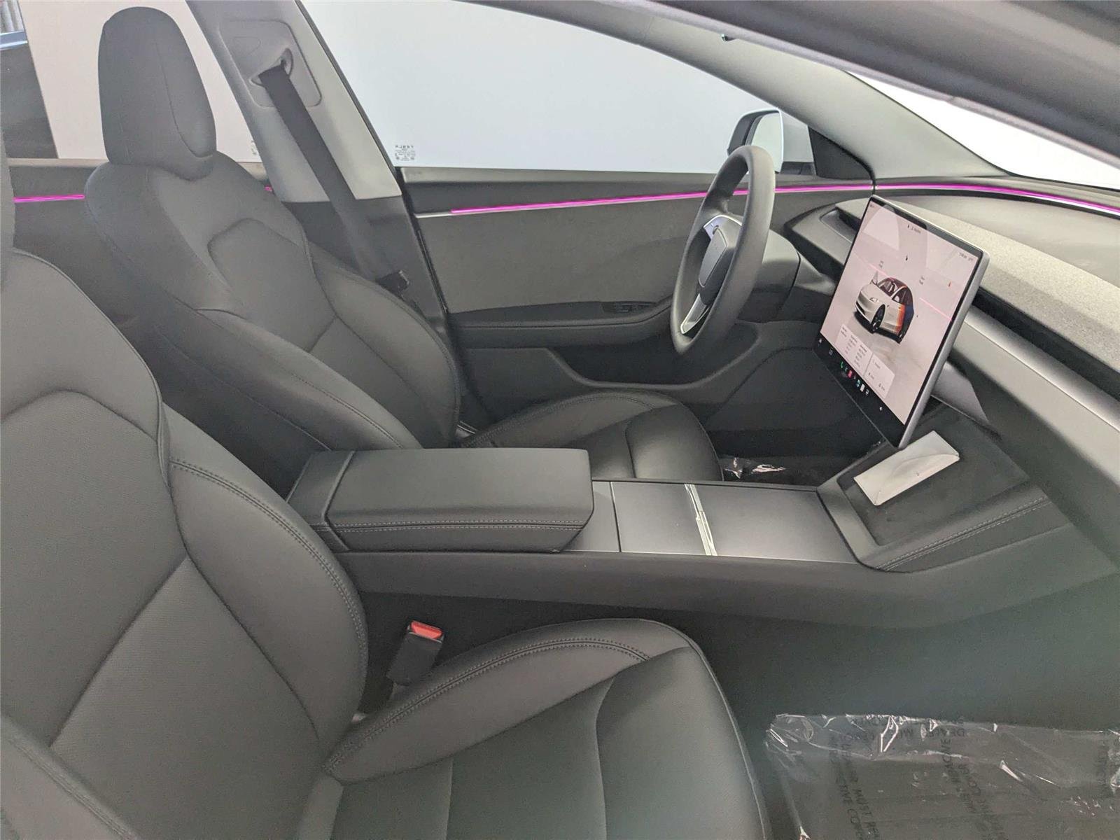 Used 2024 Pearl White Multi-Coat Tesla  image 31
