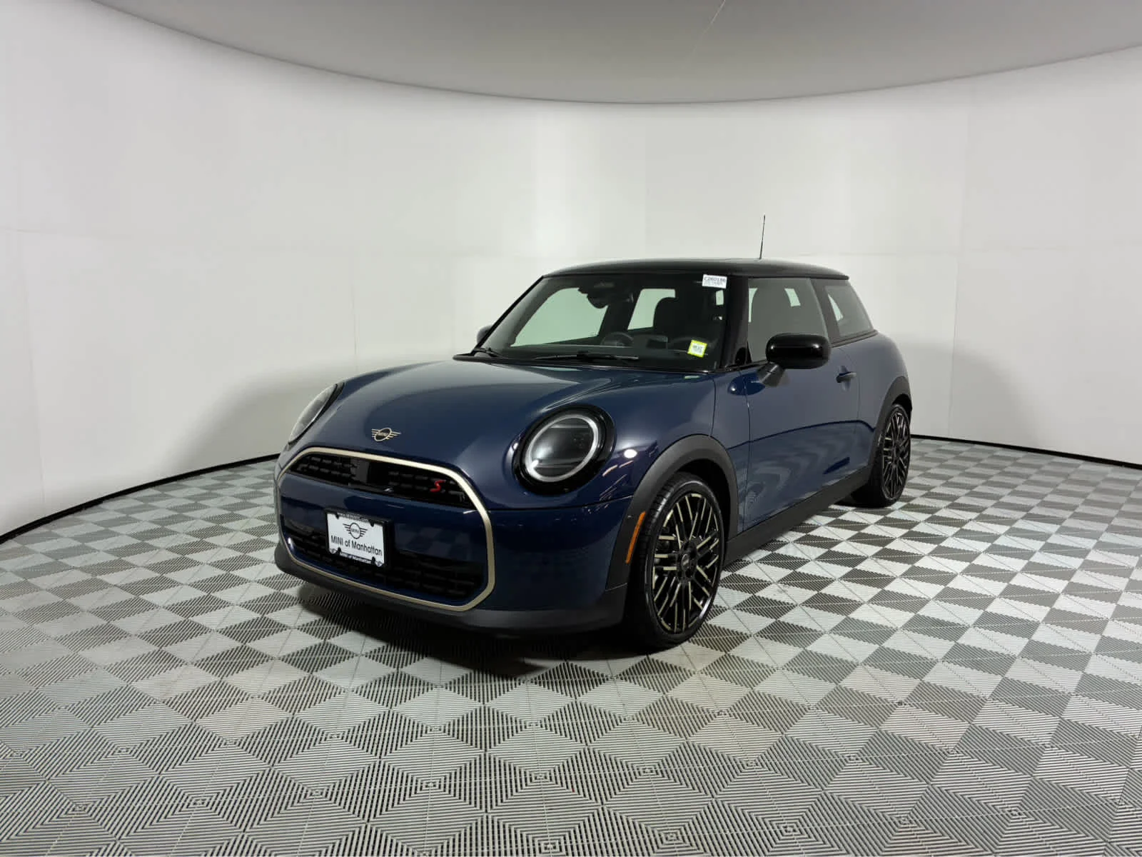 2026 MINI Hardtop 2 Door S - Photo 7