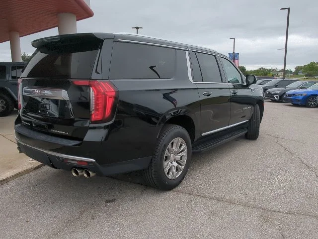 2023 GMC Yukon XL Denali - Photo 33